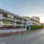 Luxury Apartment In Central Marbella With Parking And Pool