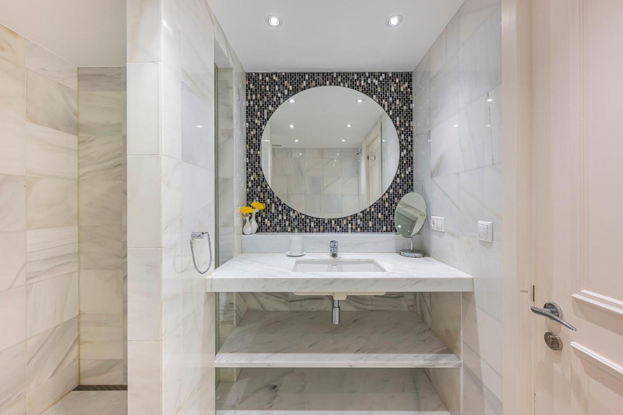 Luxury In With Parking And Pool Apartment Marbella