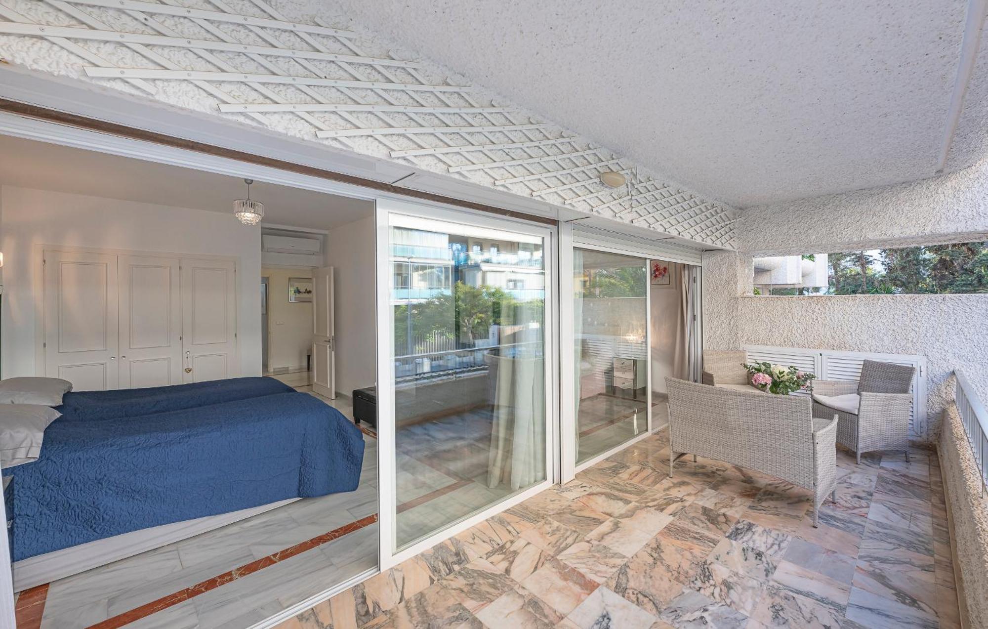 Apartment Luxury In With Parking And Pool Marbella